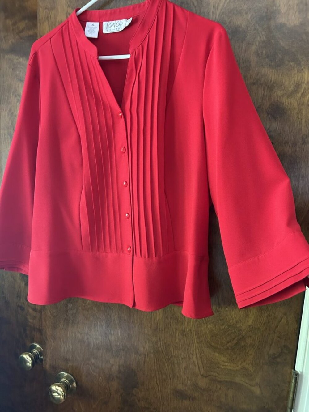 Cato Red Pintuck Button-Front Blouse XL